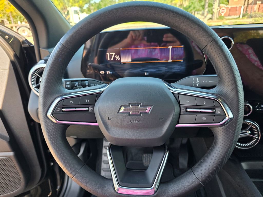 New 2025 Chevrolet Blazer EV LT w/ Midnight/Sport Edition FWD image 16