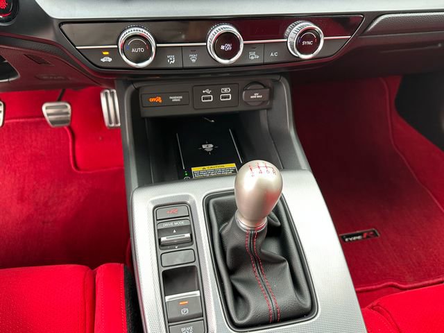 Used 2024 Honda Civic Type R image 25