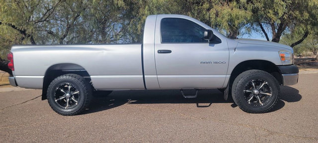 Used 2007 Dodge Ram 1500 Truck ST image 3