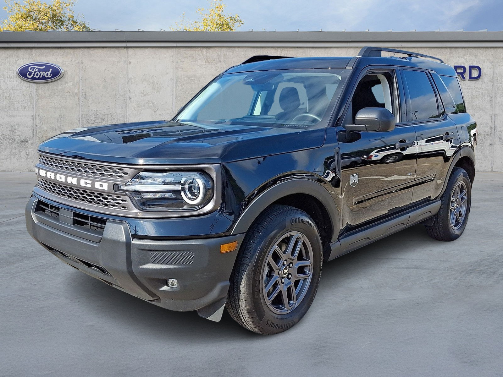 Used 2025 Ford Bronco Sport Big Bend w/ Convenience Package AWD/4WD image 3