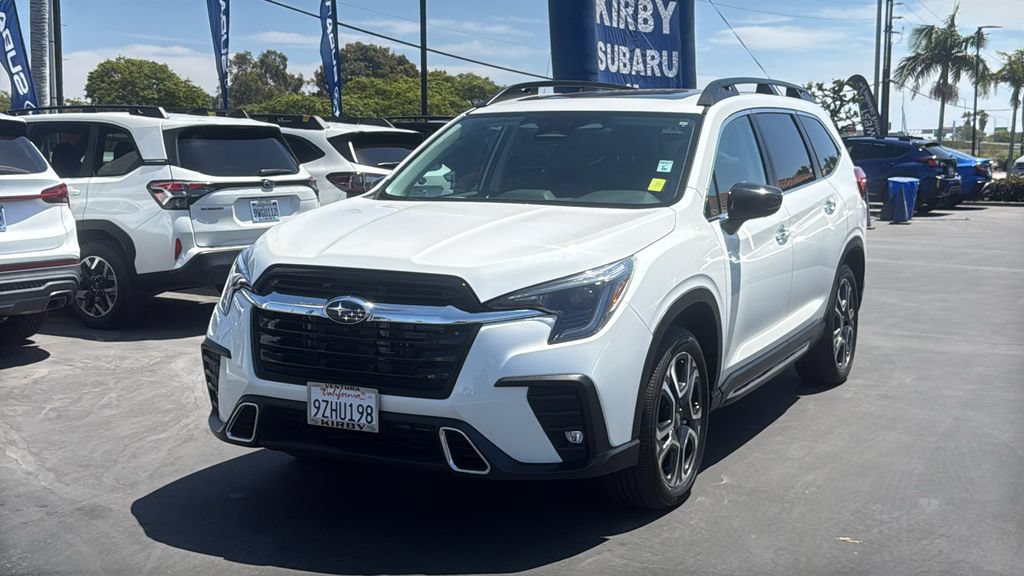 Used 2026 Subaru Ascent Touring AWD/4WD image 3