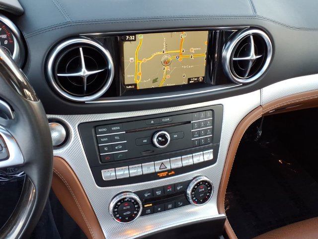 Used 2018 Mercedes-Benz SL 450 image 5