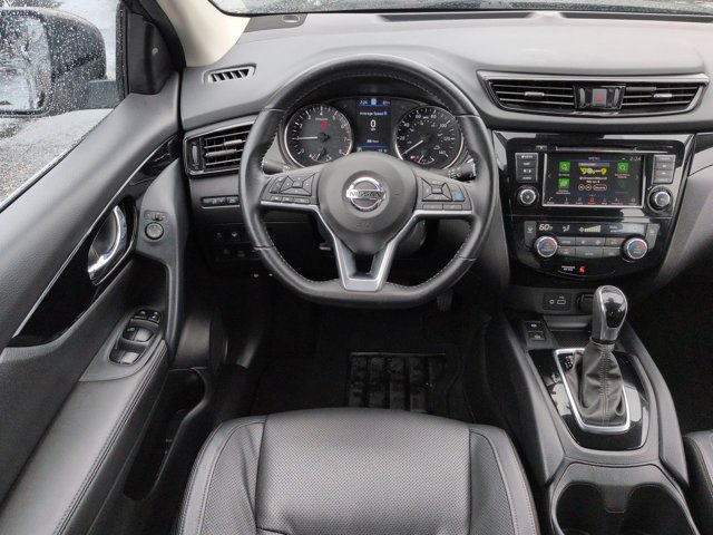 Used 2022 Nissan Rogue Sport SL AWD/4WD image 16