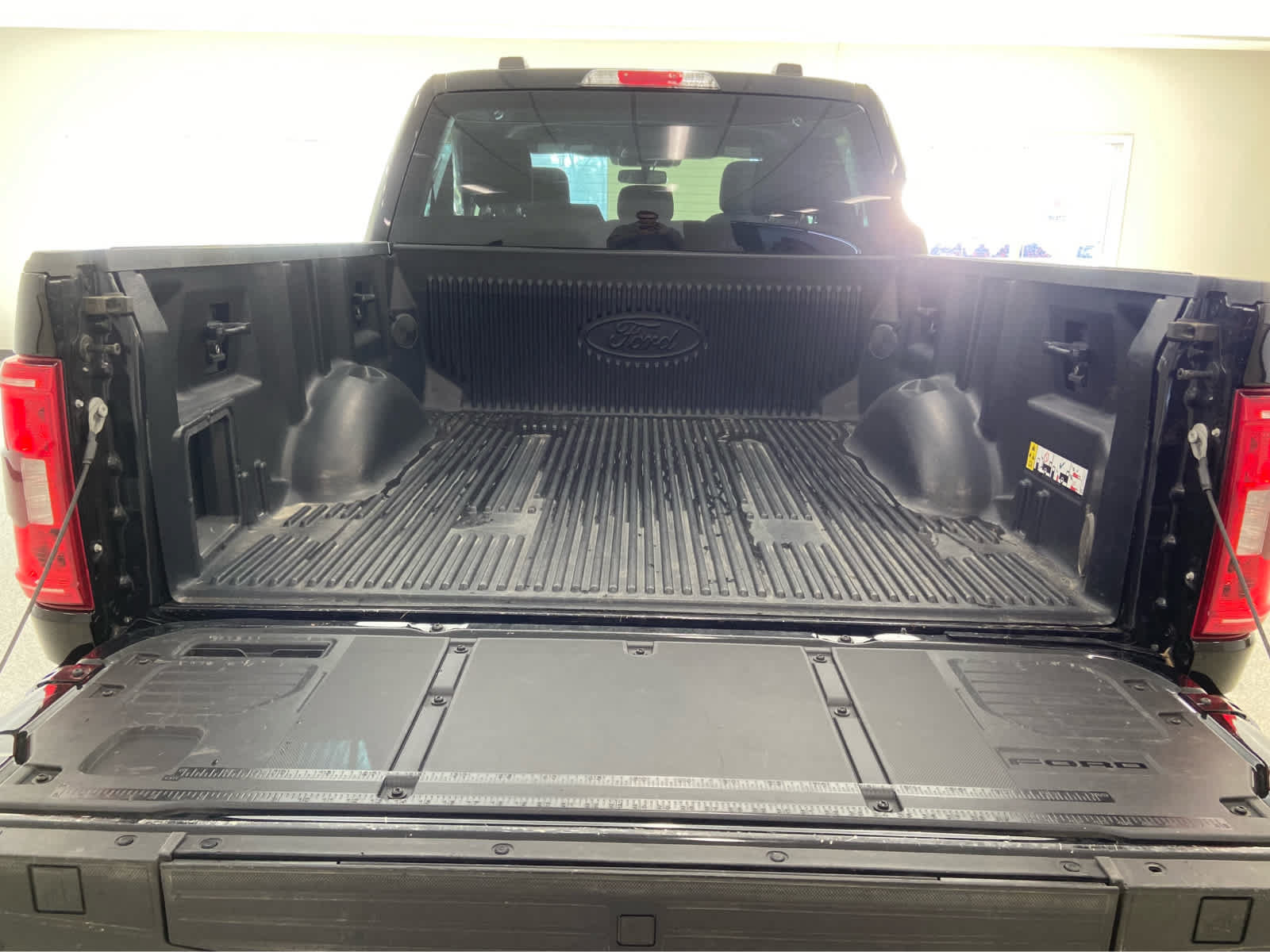 Used 2023 Ford F150 XLT w/ Equipment Group 302A High AWD/4WD image 10