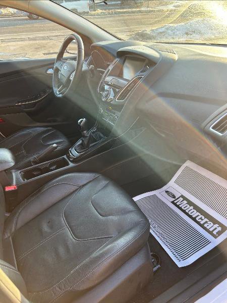 Used 2015 Ford Focus Titanium image 5