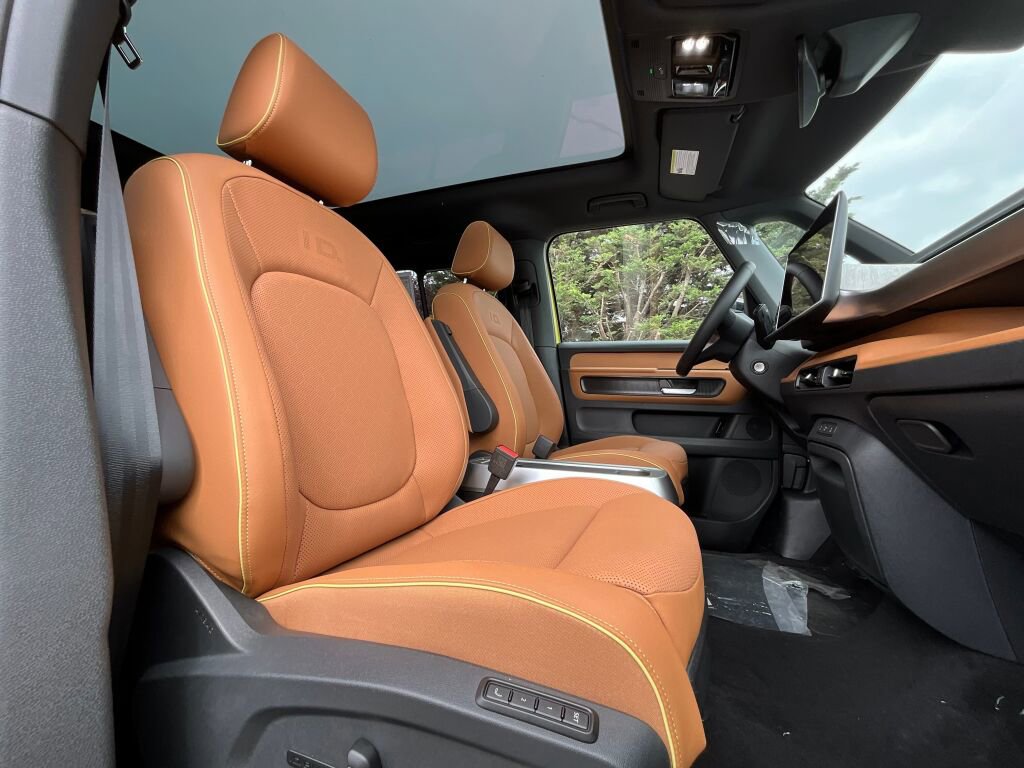 New 2025 Volkswagen ID. Buzz Pro S Plus image 12