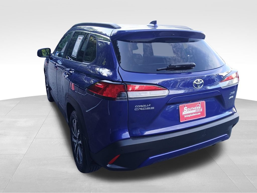 Used 2024 Toyota Corolla Cross XLE w/ Convenience Package AWD/4WD image 8