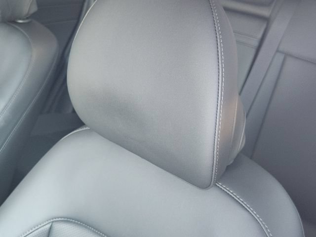 Certified 2025 Hyundai Kona Limited AWD/4WD image 10
