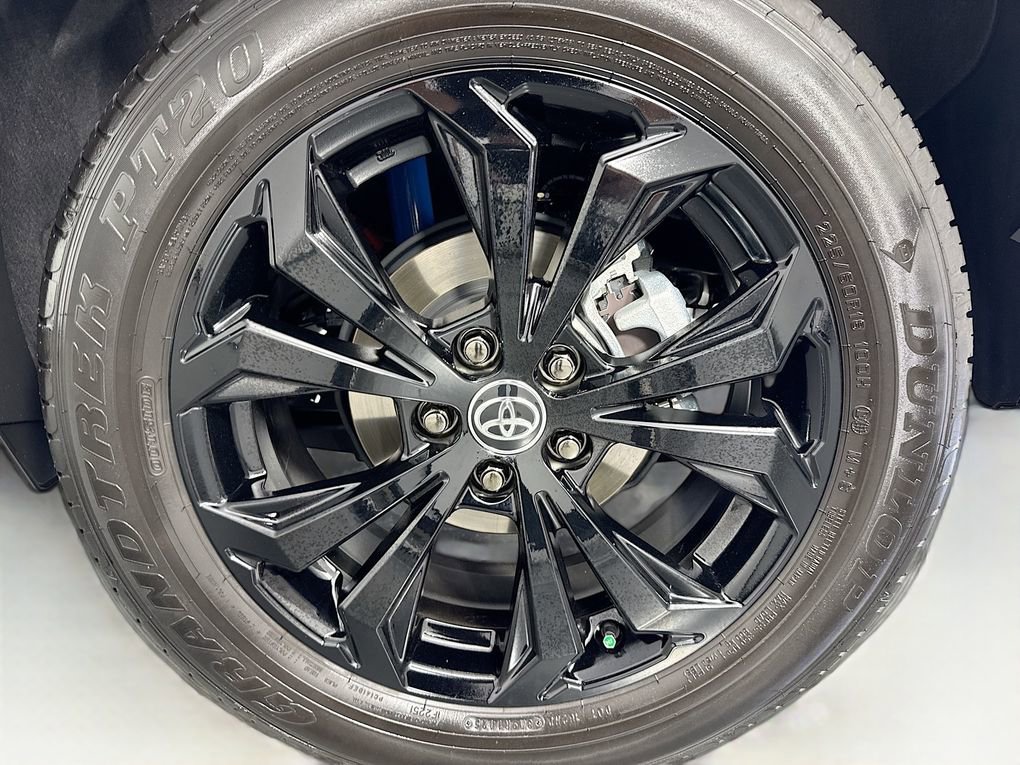 Used 2025 Toyota RAV4 XSE w/ Advanced Technology Package image 32