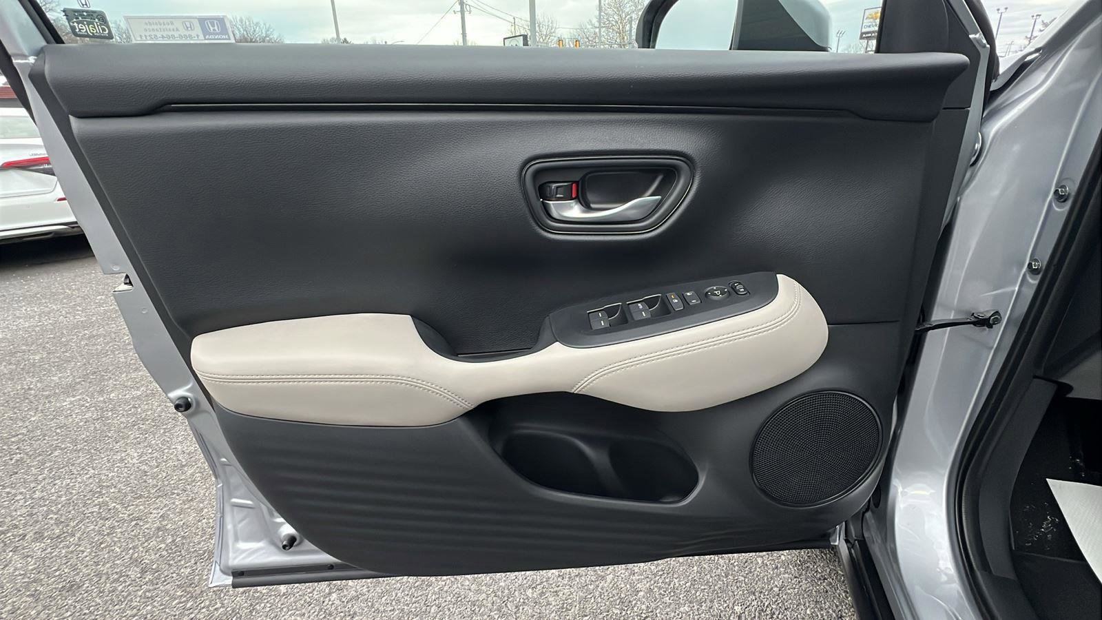 New 2026 Honda HR-V LX image 20