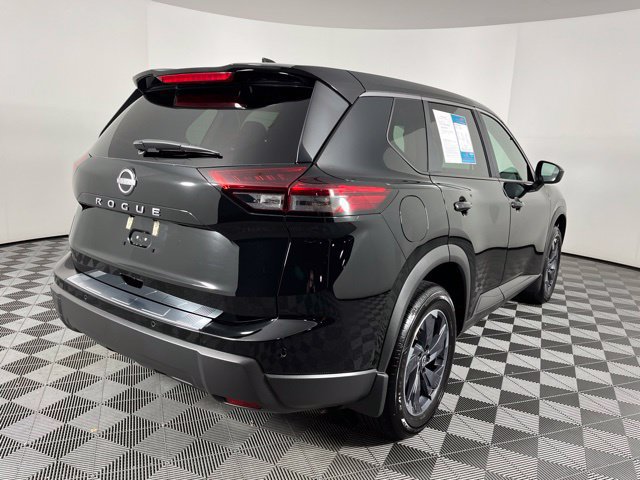 Certified 2026 Nissan Rogue SV FWD image 11