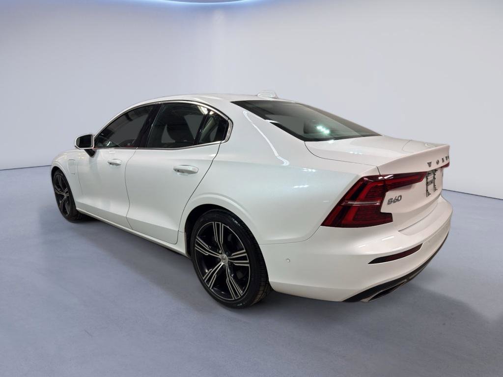 Used 2019 Volvo S60 T8 Inscription image 5