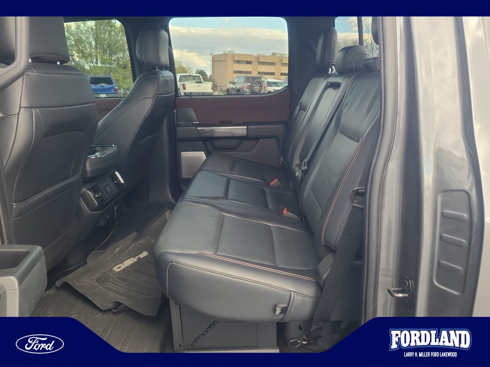 Used 2021 Ford F150 Lariat w/ Equipment Group 502A High AWD/4WD image 17