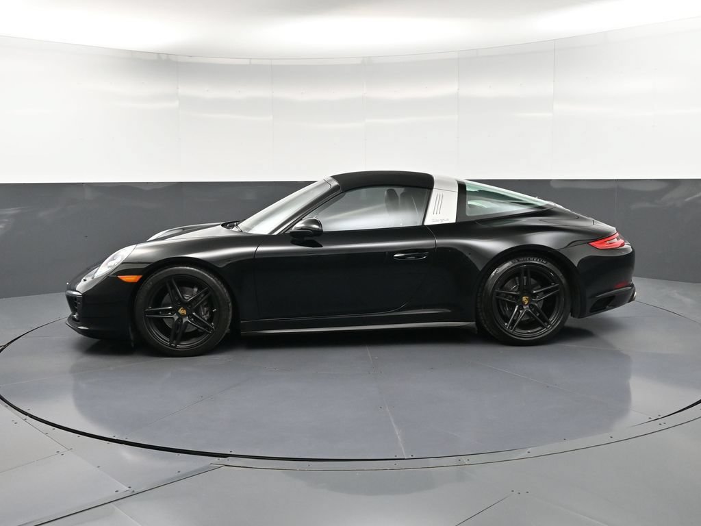 Certified 2017 Porsche 911 Targa 4 AWD/4WD image 2