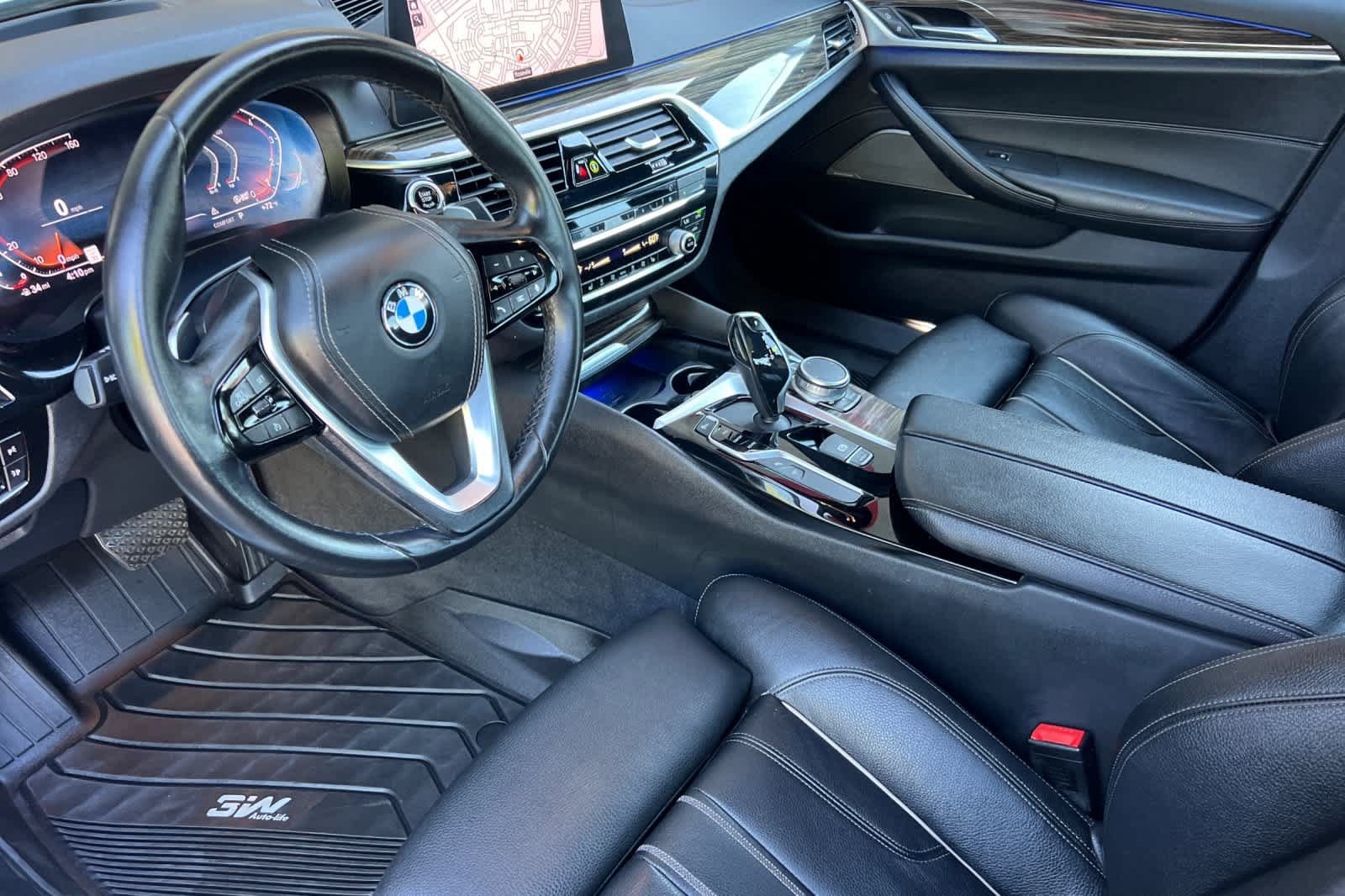 Used 2020 BMW 530i w/ Premium Package RWD image 11