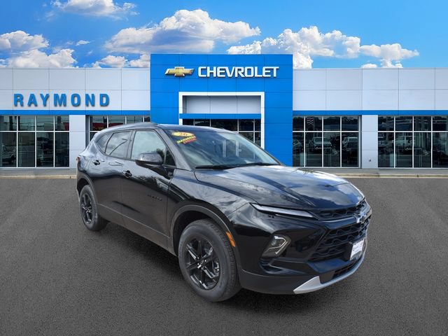 New 2026 Chevrolet Blazer LT w/ Convenience Package AWD/4WD image 1