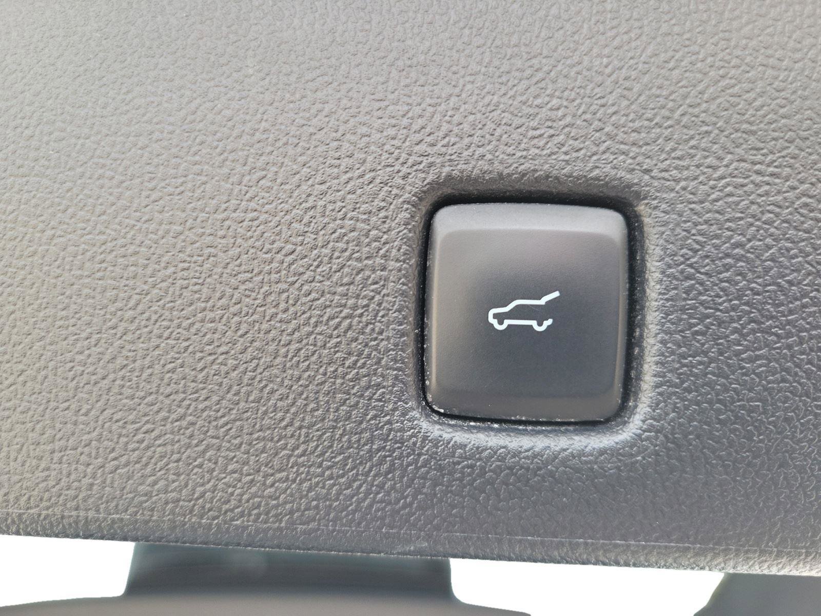 Used 2023 Ford Escape ST-Line image 22