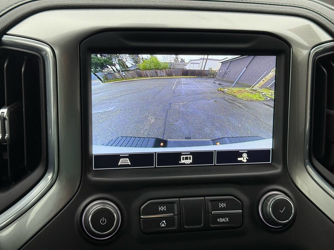 Used 2021 Chevrolet Silverado 2500 LT w/ Convenience Package image 18