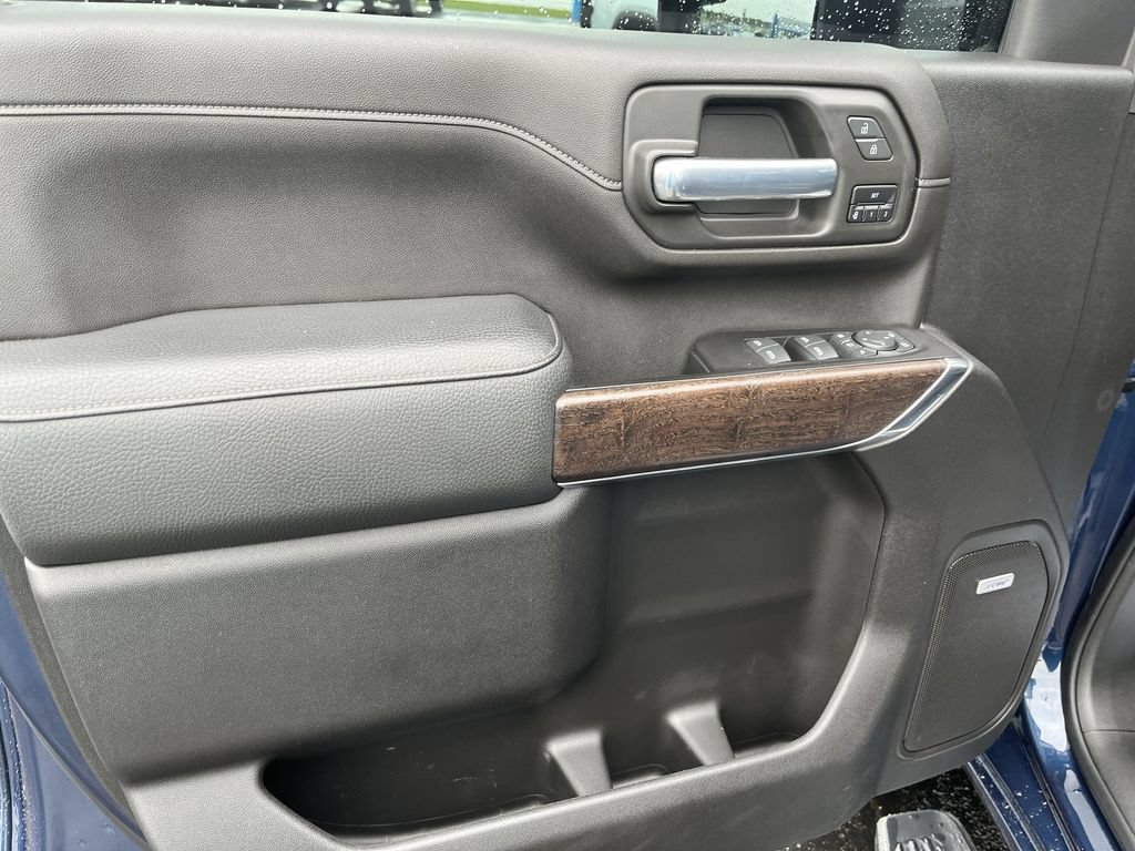 Used 2022 GMC Sierra 2500 Denali AWD/4WD image 13
