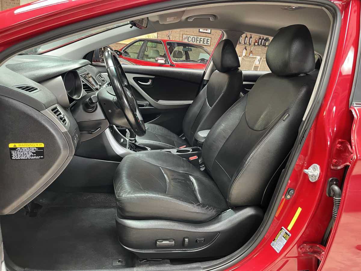 Used 2016 Hyundai Elantra Limited FWD image 22