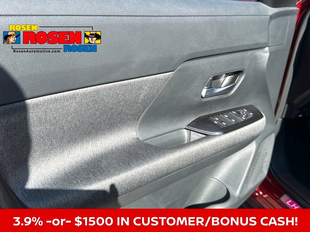 New 2026 Nissan Kicks SV w/ SV Premium Package image 10