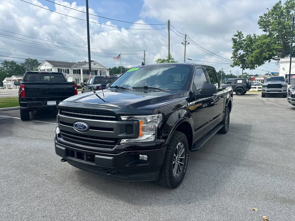Used 2018 Ford F150 XLT w/ Equipment Group 302A Luxury AWD/4WD image 4