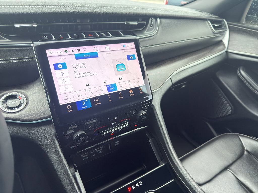 Used 2024 Jeep Grand Cherokee Limited image 21