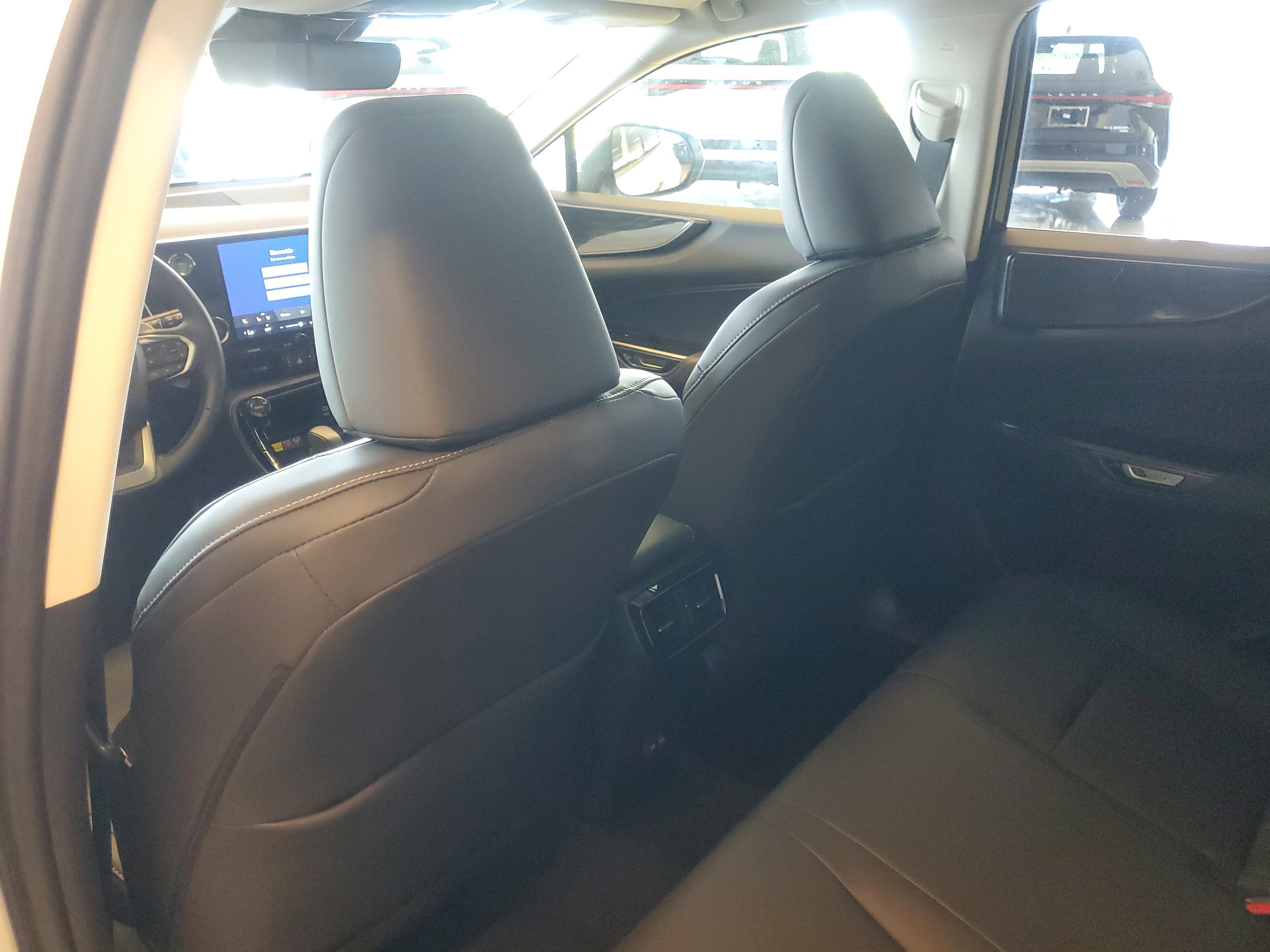 Certified 2024 Lexus NX 250 FWD image 16