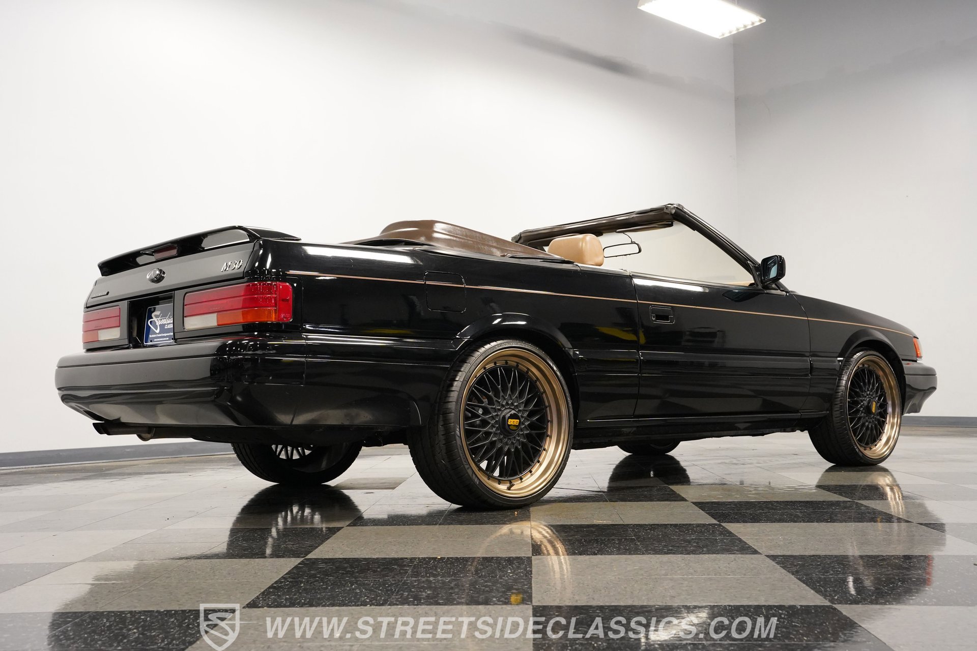 Used 1991 INFINITI M30 Convertible image 27