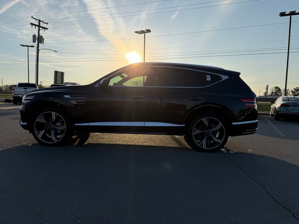 Used 2025 Genesis GV80 3.5T Prestige image 4