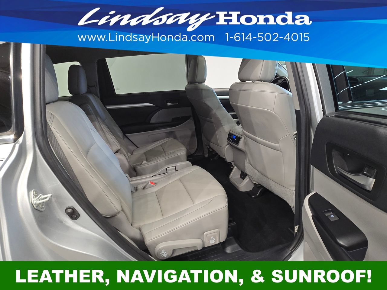Used 2019 Toyota Highlander XLE AWD/4WD image 10