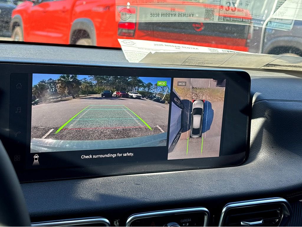 New 2026 Nissan Sentra SR w/ Floor Mat Package FWD image 7