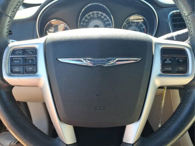 Used 2013 Chrysler 200 Touring FWD image 12