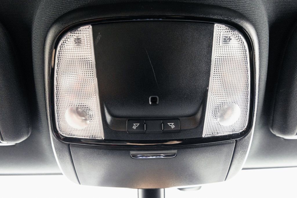 Used 2021 Dodge Durango SXT image 18