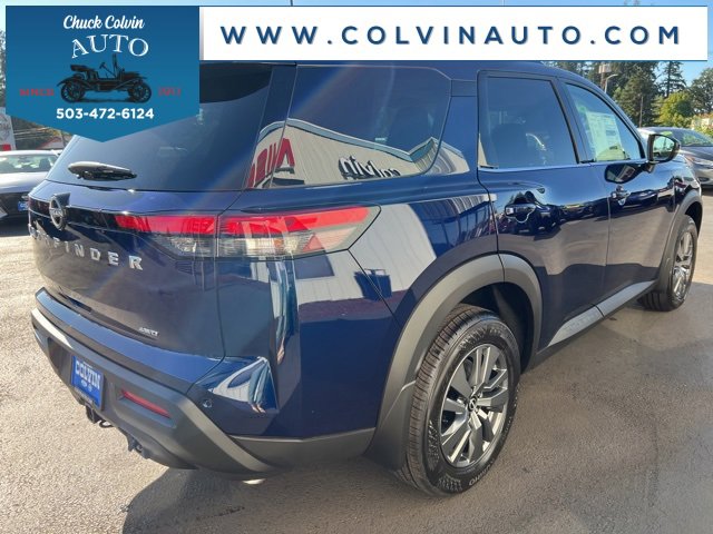 New 2025 Nissan Pathfinder SV w/ SV Premium Package image 6
