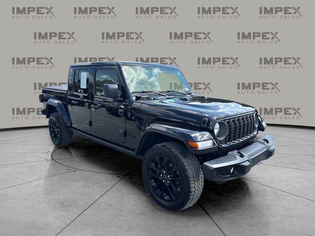 Used 2024 Jeep Gladiator Sport AWD/4WD image 4