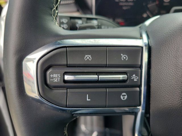 Used 2024 GMC Acadia Denali w/ Super Cruise Package image 26