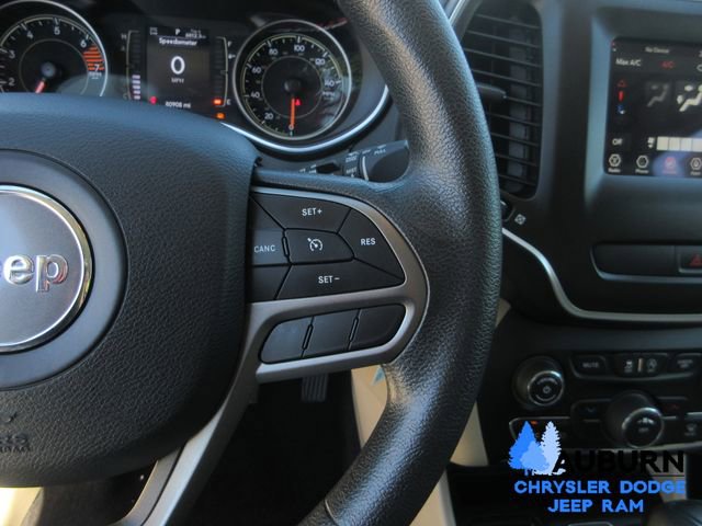 Used 2019 Jeep Cherokee Latitude w/ Popular Appearance Group image 27