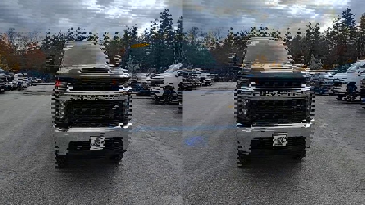 Used 2022 Chevrolet Silverado 2500 LT w/ Snow Plow Prep/Camper Package image 39