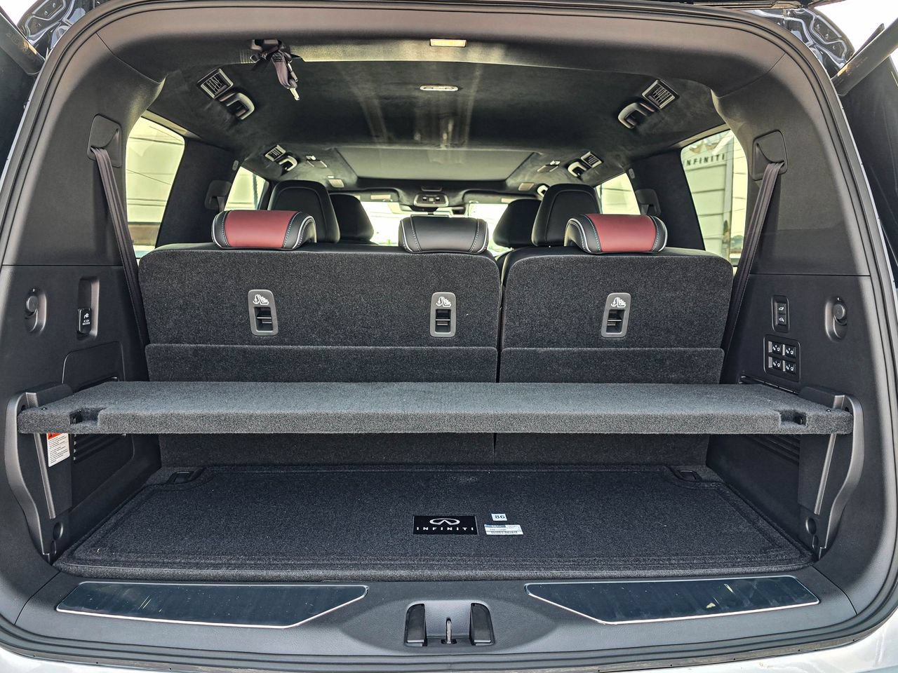 Used 2026 INFINITI QX80 Autograph w/ Premium Cargo Package AWD/4WD image 40