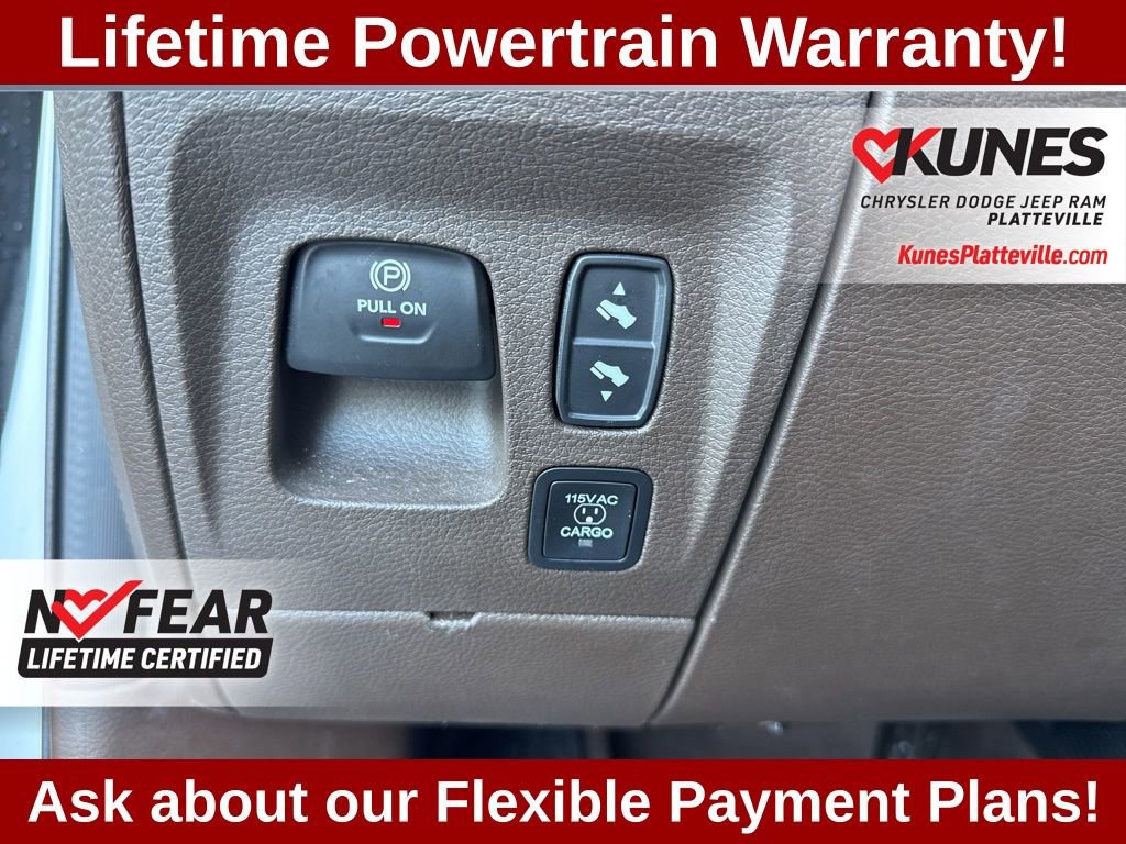 Used 2025 RAM 1500 Limited image 27