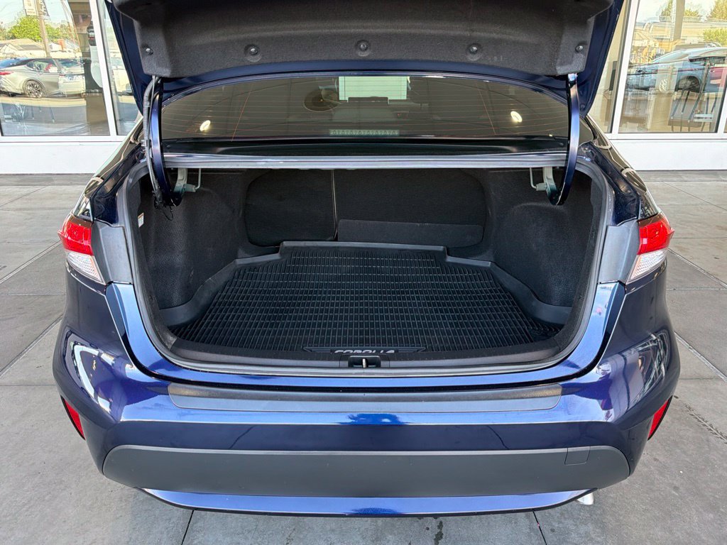 Certified 2021 Toyota Corolla LE FWD image 16