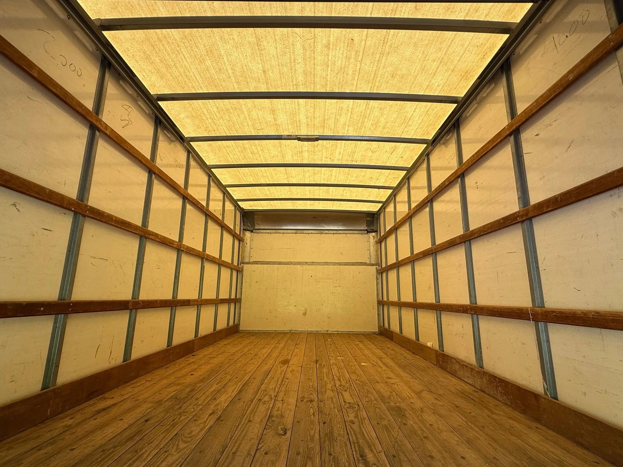 Used 2016 Ford E-350 and Econoline 350 Super Duty image 9