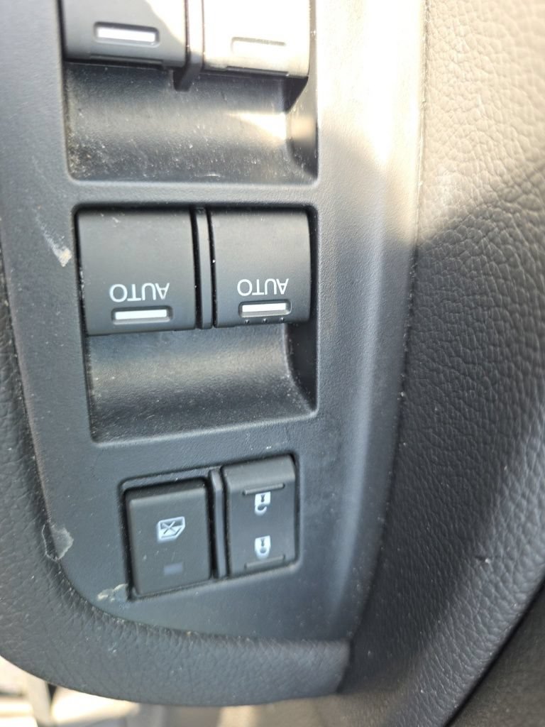Used 2024 Honda Passport EX-L image 12