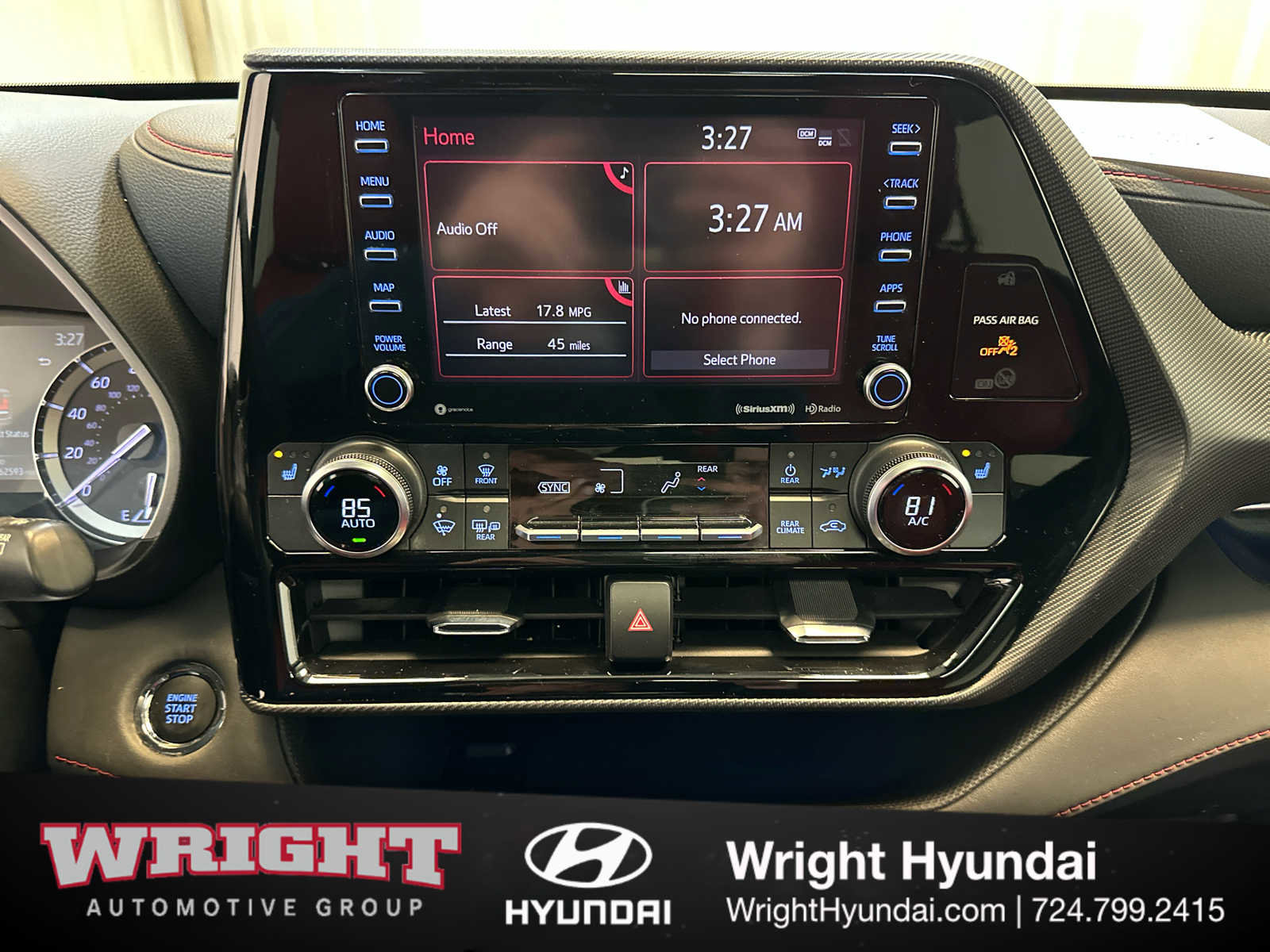 Used 2022 Toyota Highlander XSE image 25