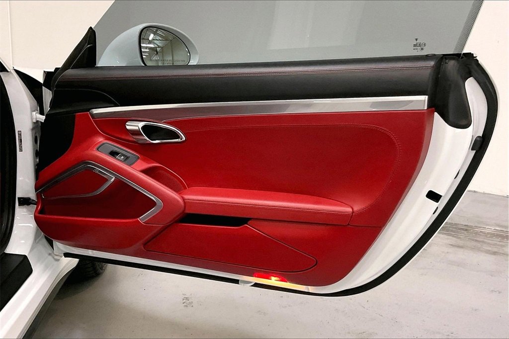 Used 2016 Porsche 911 Turbo image 26