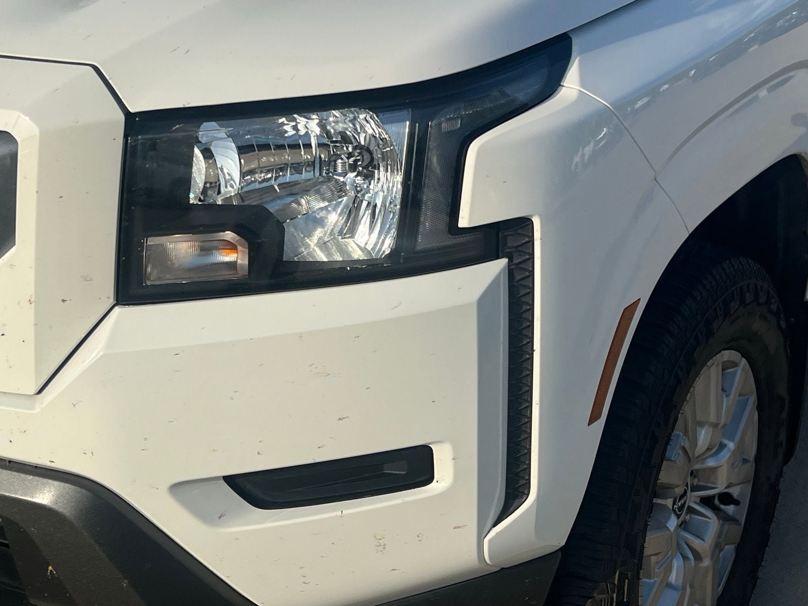 Used 2022 Nissan Frontier SV w/ Technology Package image 4