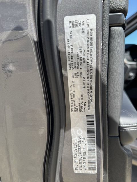 New 2025 Jeep Grand Cherokee Altitude image 22