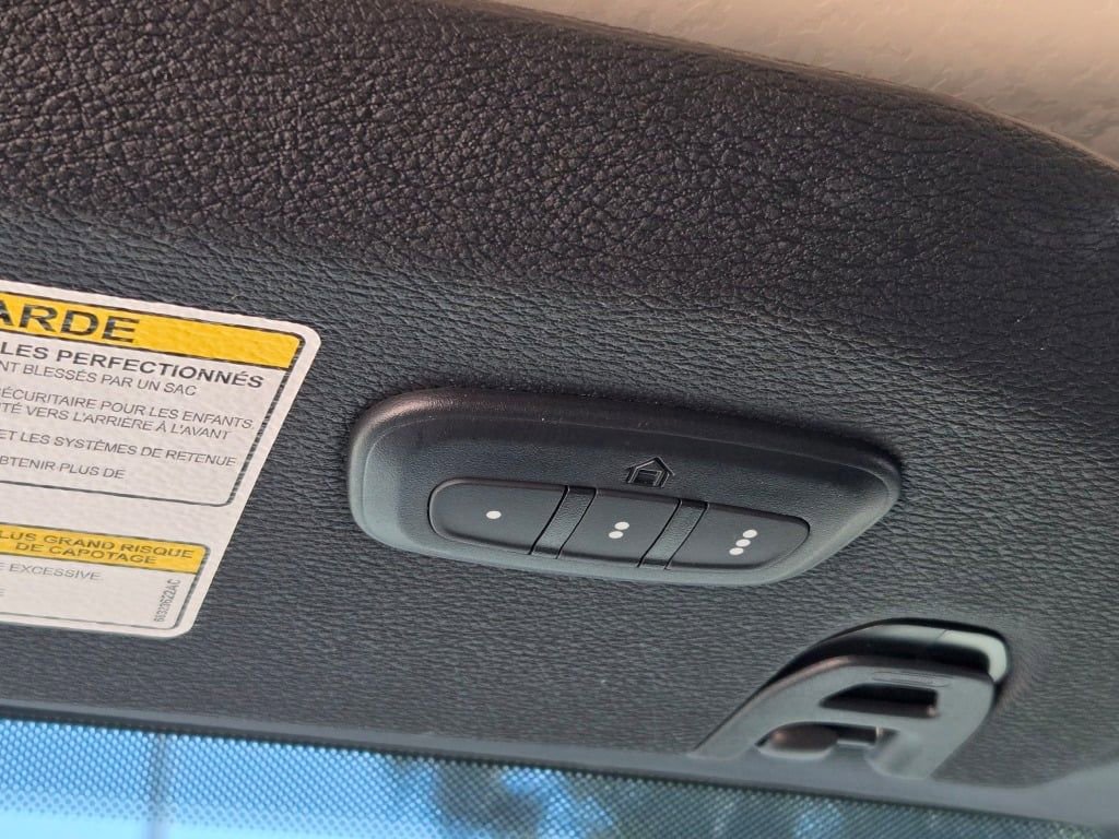 Certified 2022 Jeep Wrangler Unlimited Sahara image 29