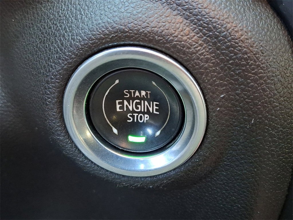 Used 2023 GMC Sierra 2500 SLT w/ SLT Premium Package image 27